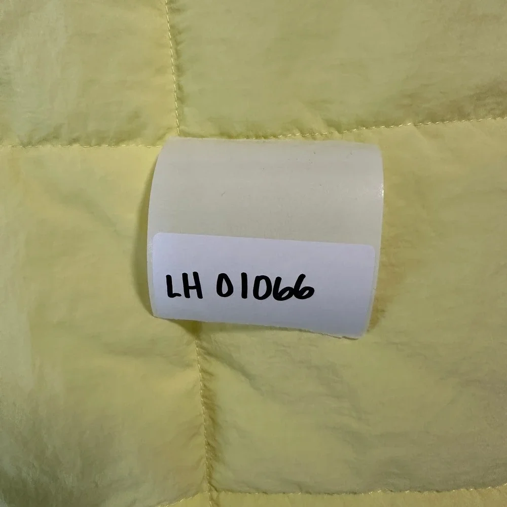 Thread & Supply Quilted Puffer Vest‎ Medium Yellow Full Zip Lightweight